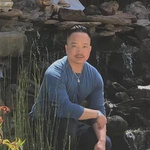 Meet your Posher, Quoc h